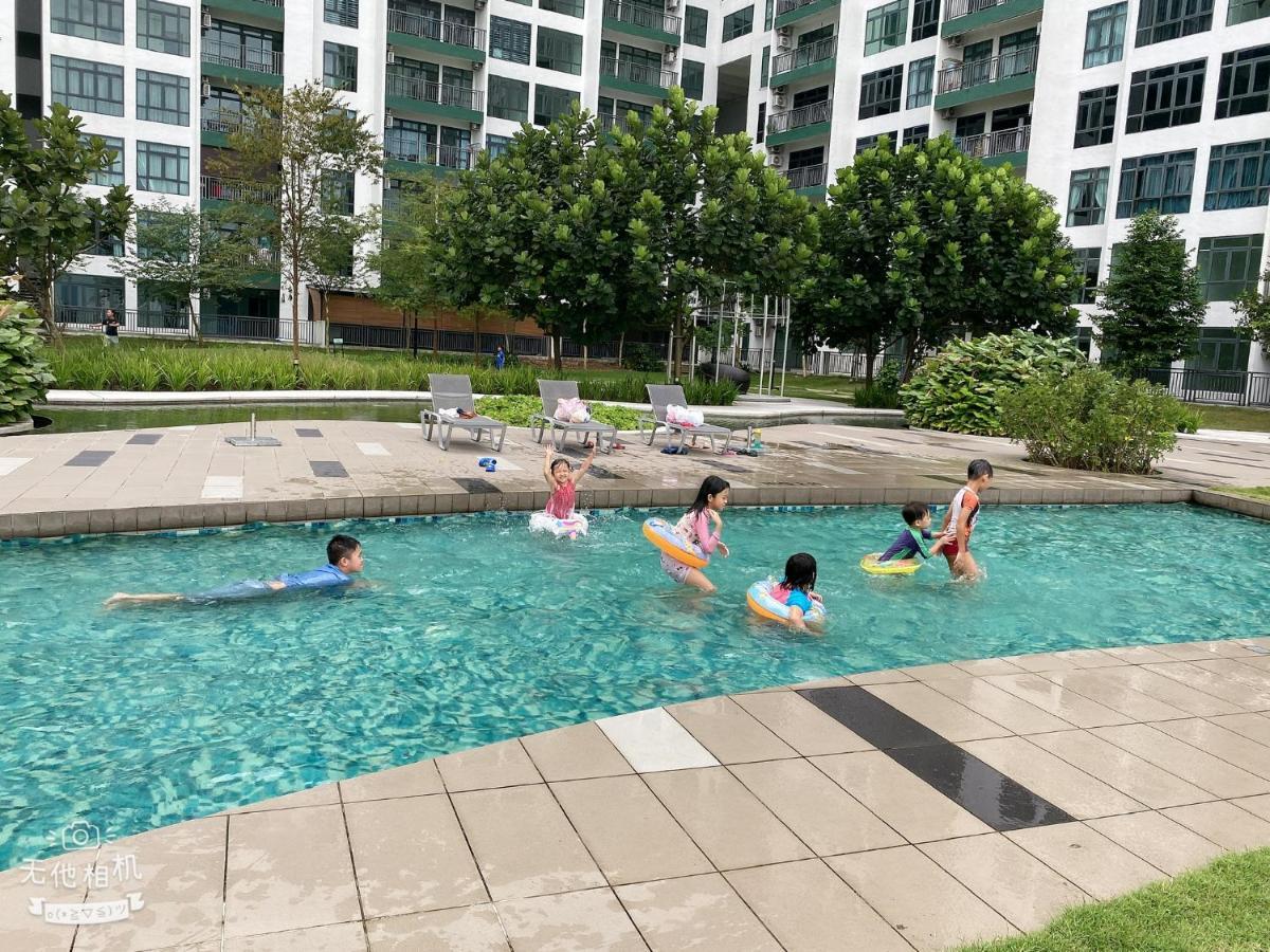 Homenest Jb City Poolview Suite By Cozy Home Джохор-Бару Экстерьер фото